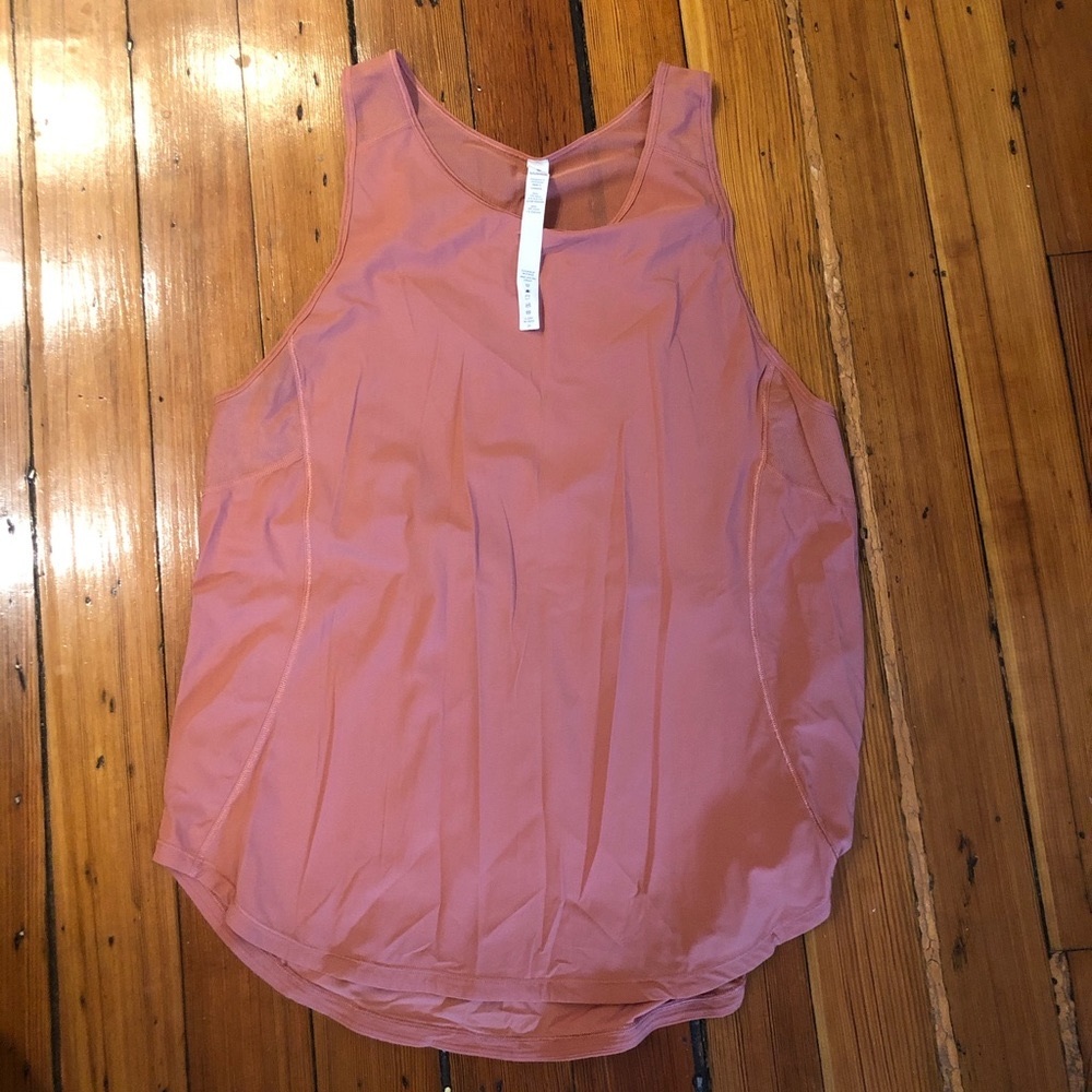 LULULEMON size 10 tank